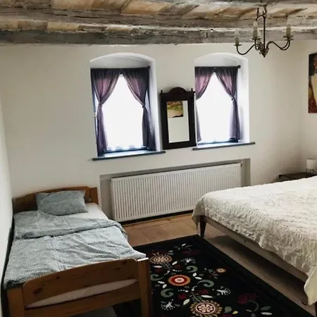 Pocsi Vendeghaz Гостевой дом