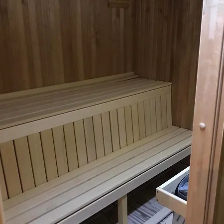 Pocsi Vendeghaz Гостевой дом 4*